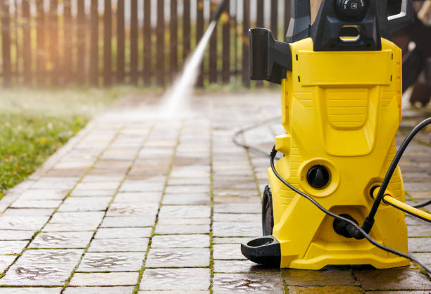 Best Sidewalk and Walkway Cleaning  in Wellington, TX